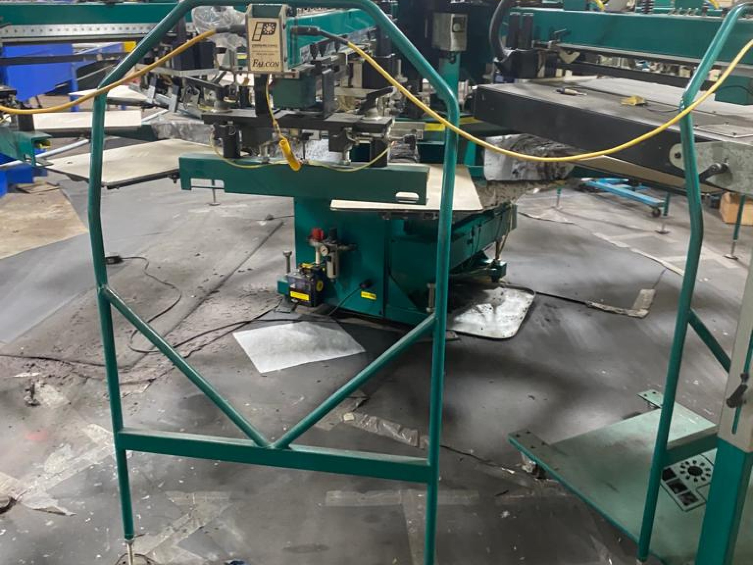 PROGRESSIVE CAROUSEL TEE SHIRT SCREEN PRINTER