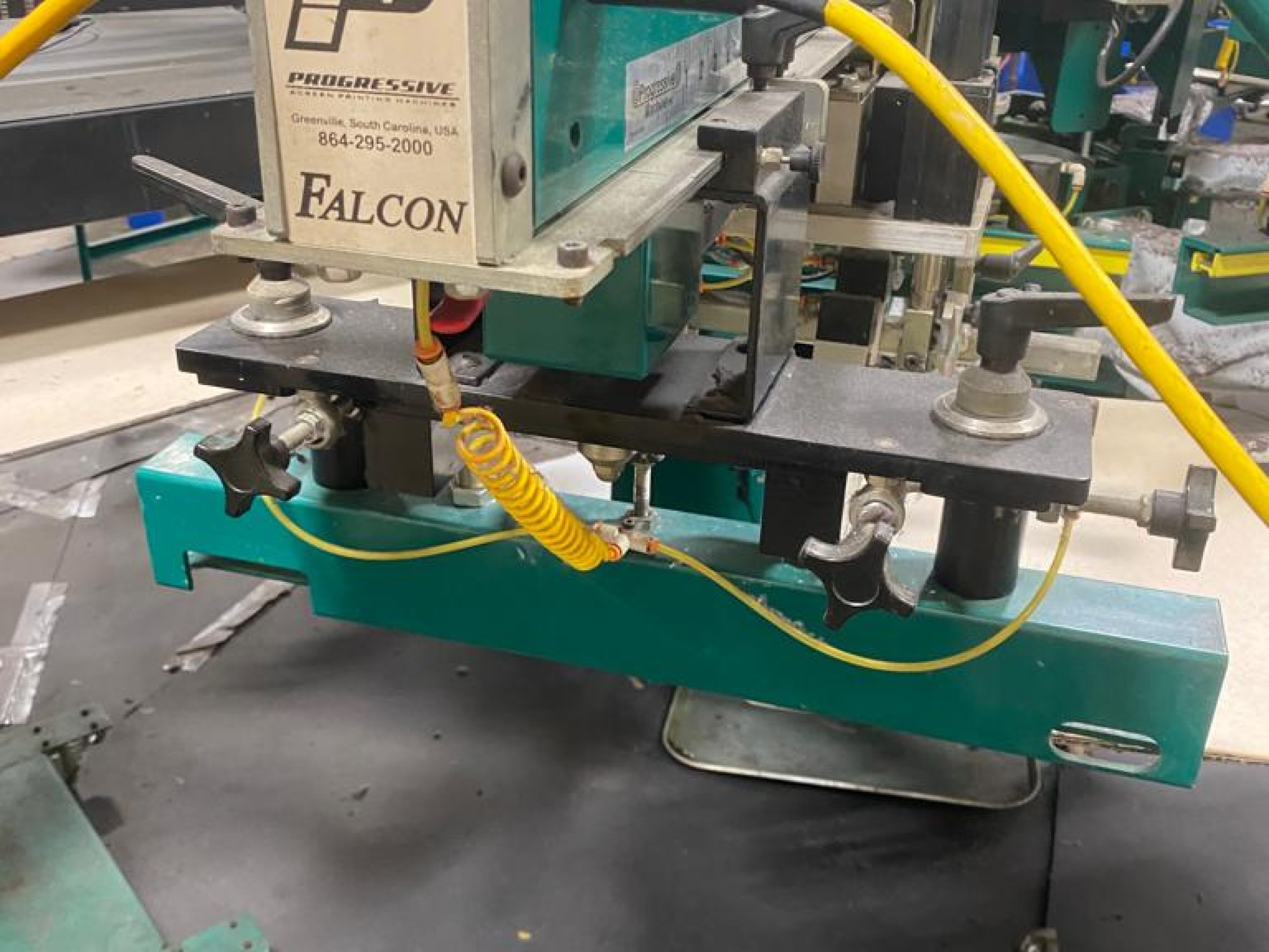 PROGRESSIVE CAROUSEL TEE SHIRT SCREEN PRINTER