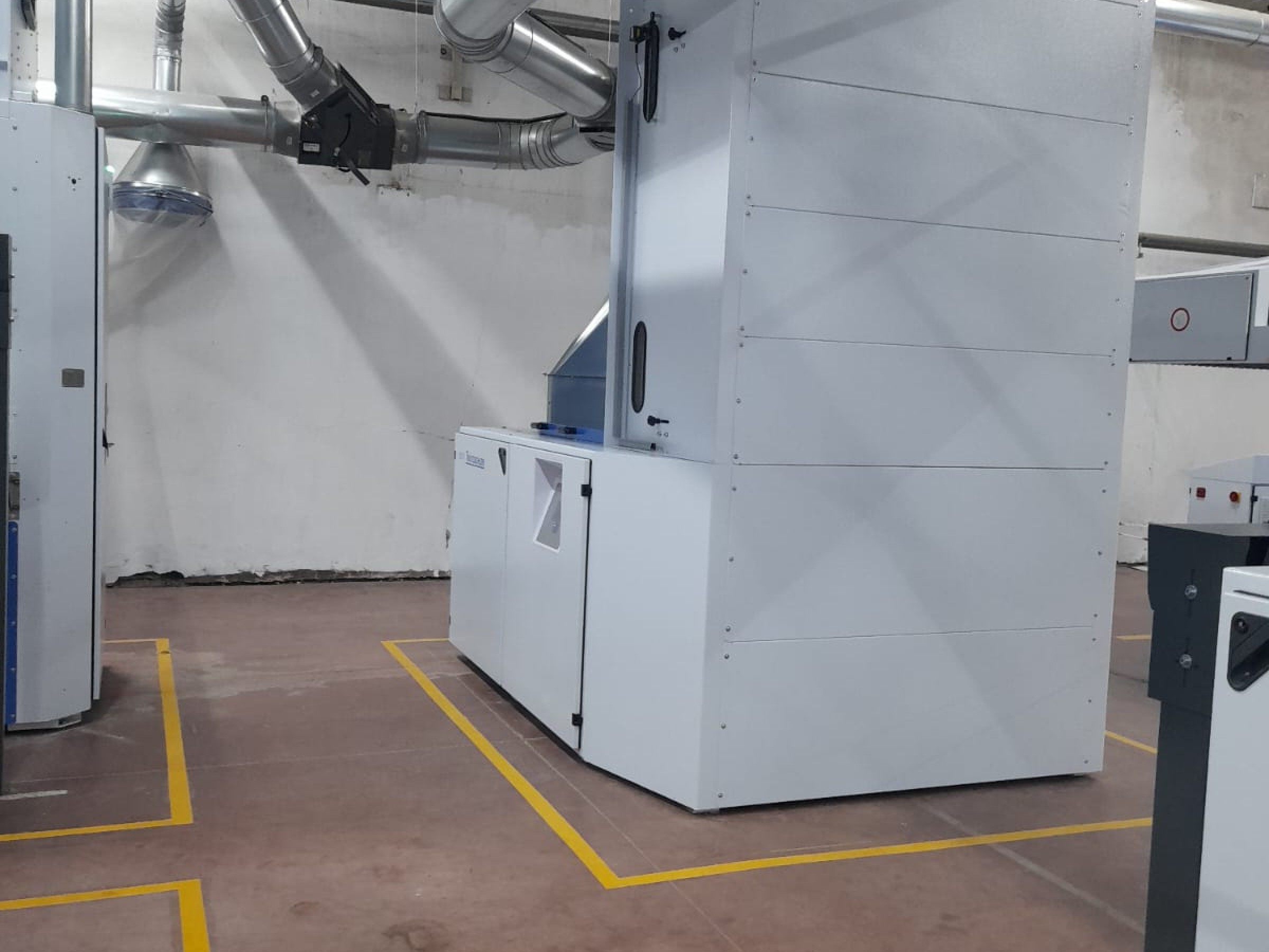 VERY ATTRACTIVE SPINNING MACHINERY